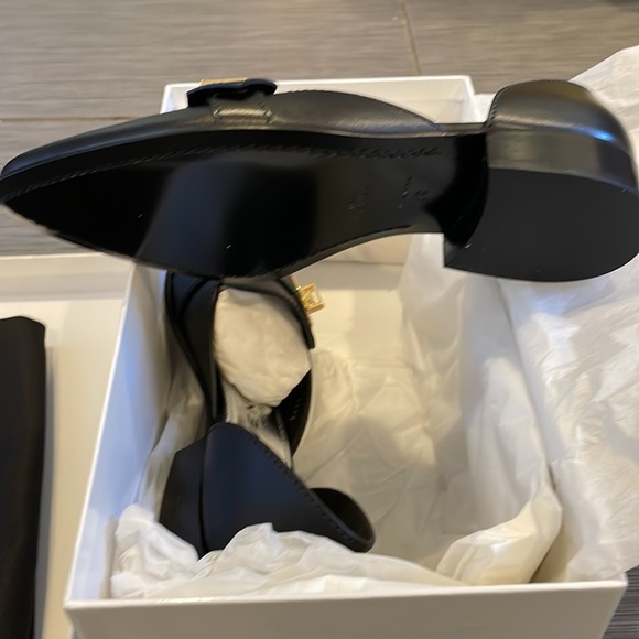 Givenchy Eden loafer size 37 new - Picture 2 of 6